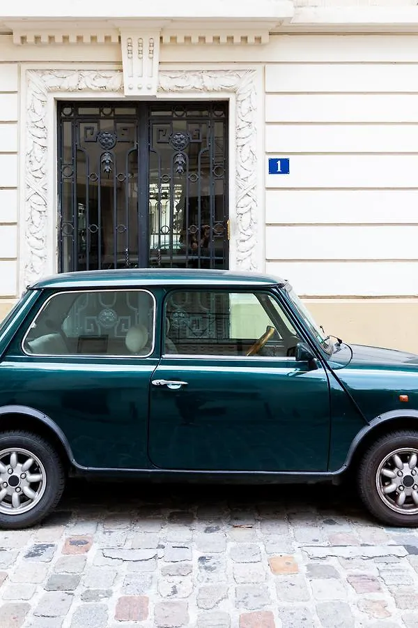 Veeve - Retro Chic In Petit Montrouge Apartment Paris 0*,